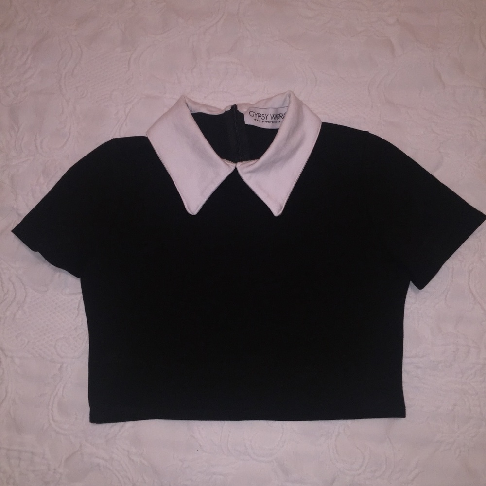 black and white collared top